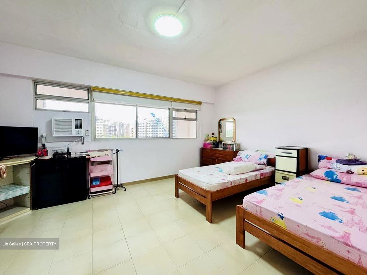 Blk 410 Jurong West Street 42 (Jurong West), HDB Executive #624701301